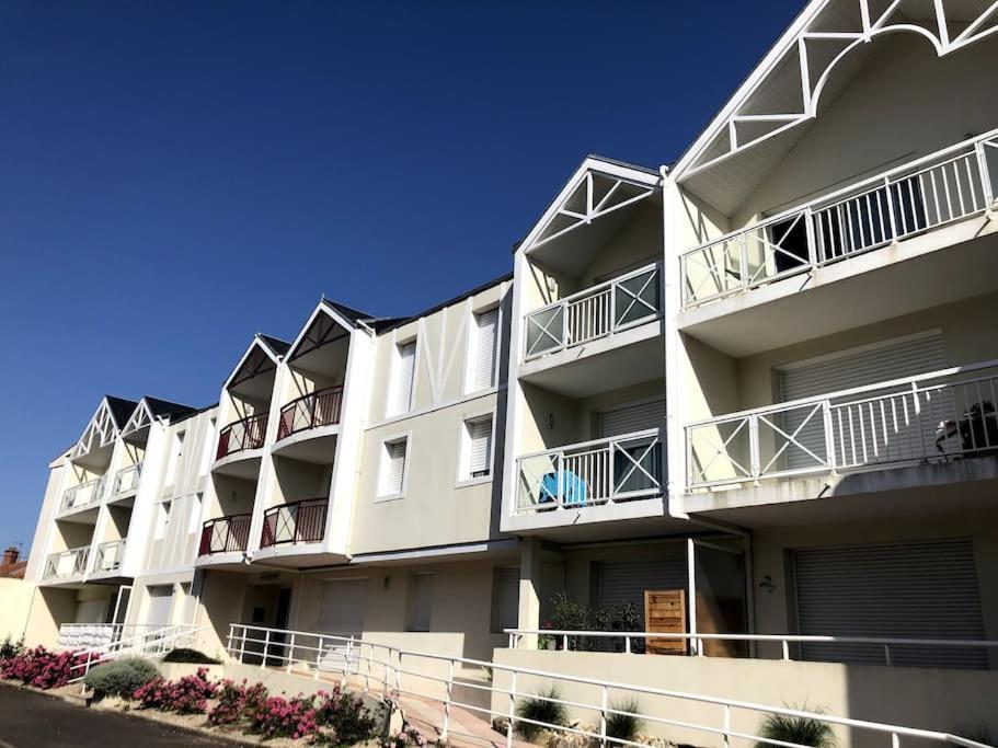 Le Petit Cote Ouest - Appt Dans Les Pins Pres De La Plage Les Sables-d'Olonne Bagian luar foto